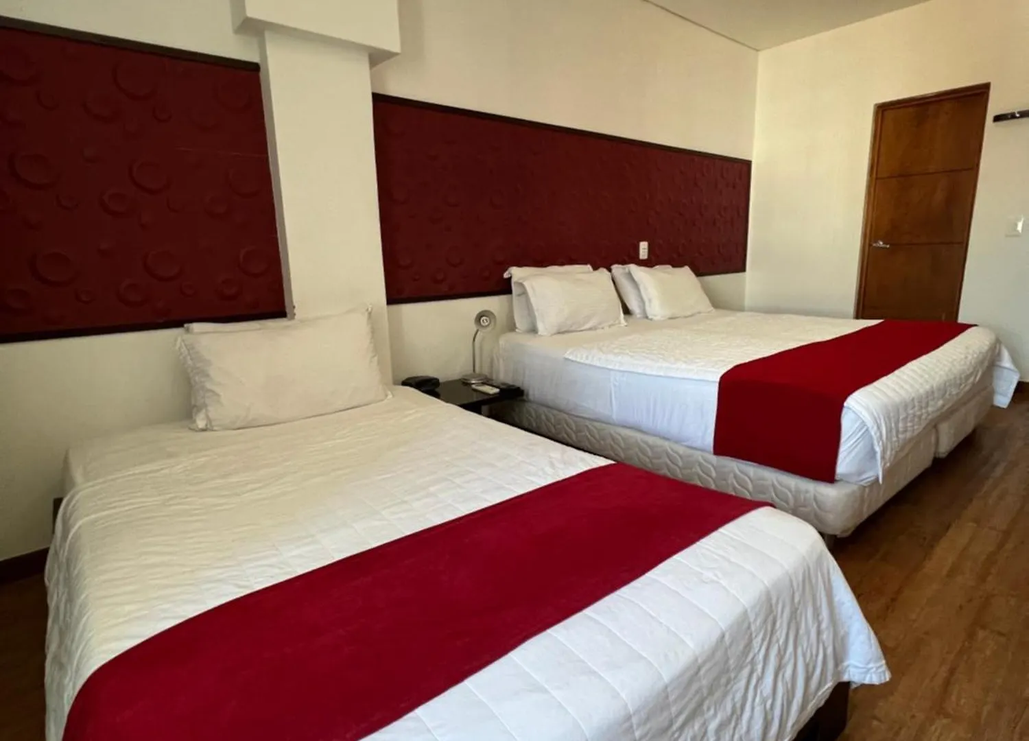 מדיין Hotel Florencia Plaza