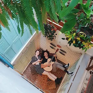  אכסניה La Playa & Rooftop