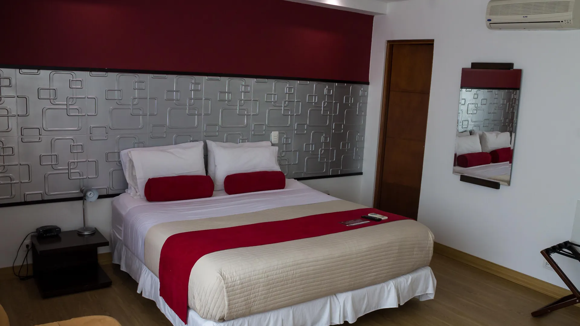 Hotel Florencia Plaza Medellin 4*,  Colombia